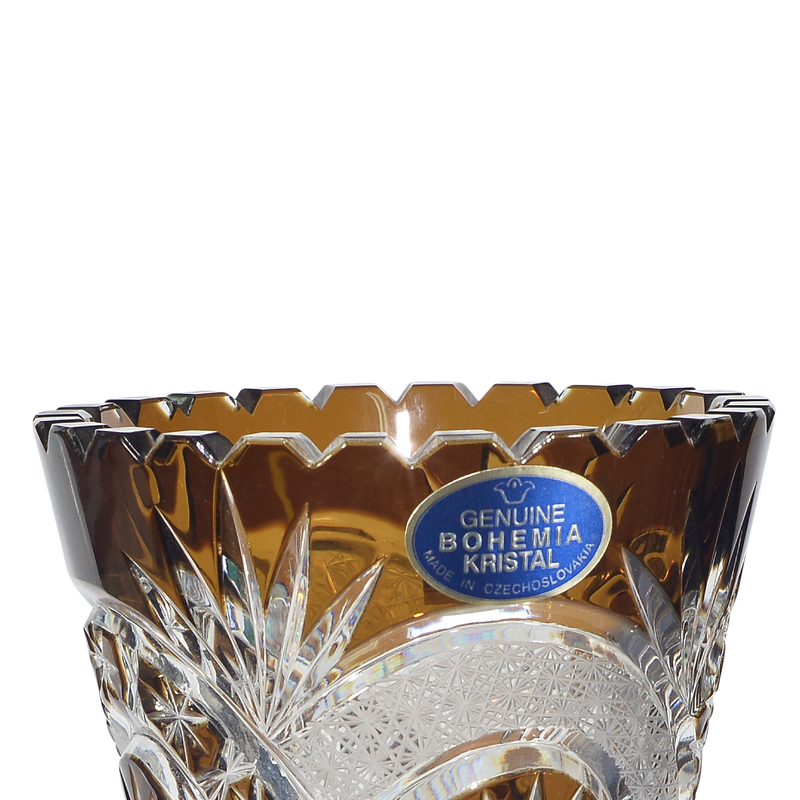 ואזת קריסטל צבע יין. מבית המותג בוהמיה (Bohemia). תוצרת צ'כוסלובקיה