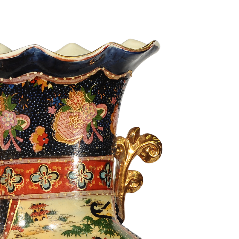 אגרטל גבוה מסוג פורצלן (חרסינה). סגנון אסייתי. כולל אוזניים מוזהבות